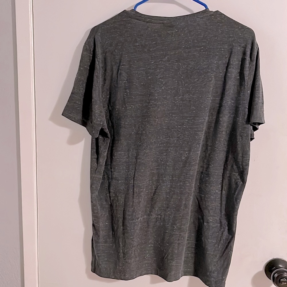 H&M shirt - Picture 3 of 5